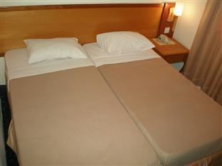 Sri Sutra Hotel Bandar Puchong Utama Zewnętrze zdjęcie