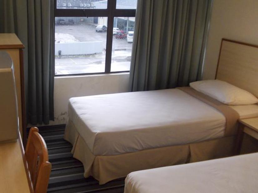 Sri Sutra Hotel Bandar Puchong Utama Zewnętrze zdjęcie